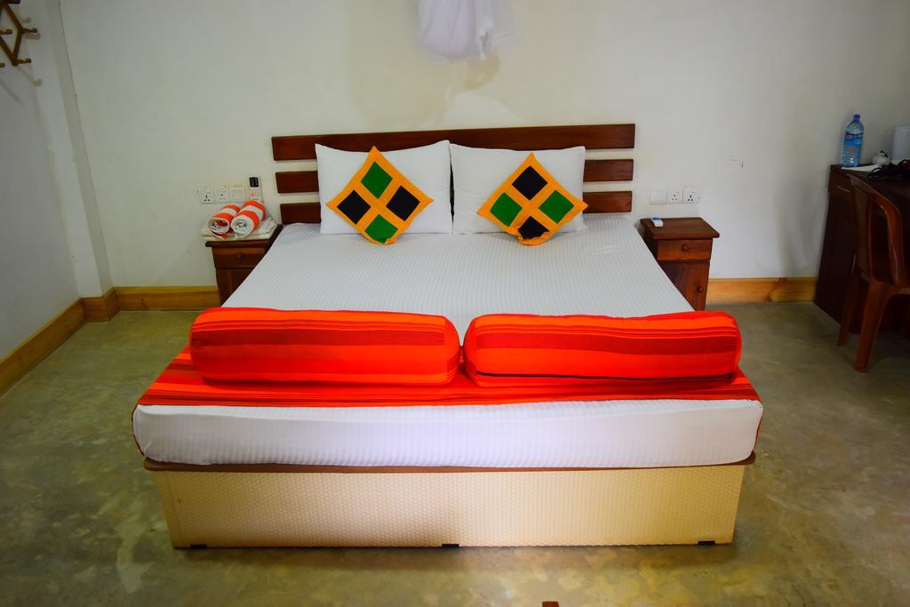 Liyana Holiday Resort Anuradhapura Luaran gambar